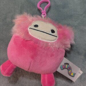 Australian Caparinne  big foot squishmallow clip